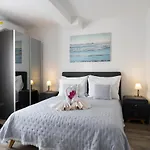 Irene Bed & Breakfast Tisno