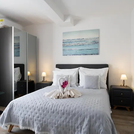 Irene Bed & Breakfast Tisno