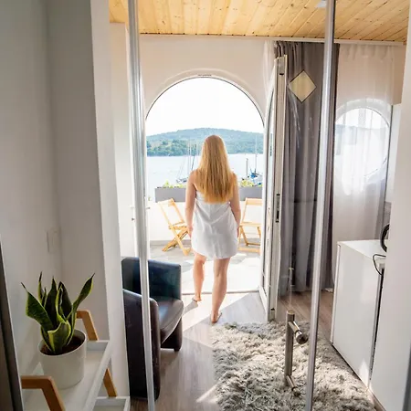 Bed & Breakfast Irene Tisno