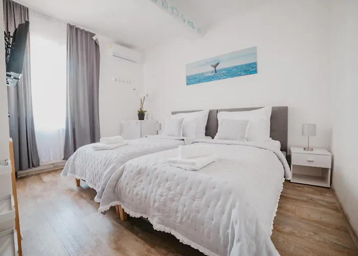 Irene Bed & Breakfast 3*