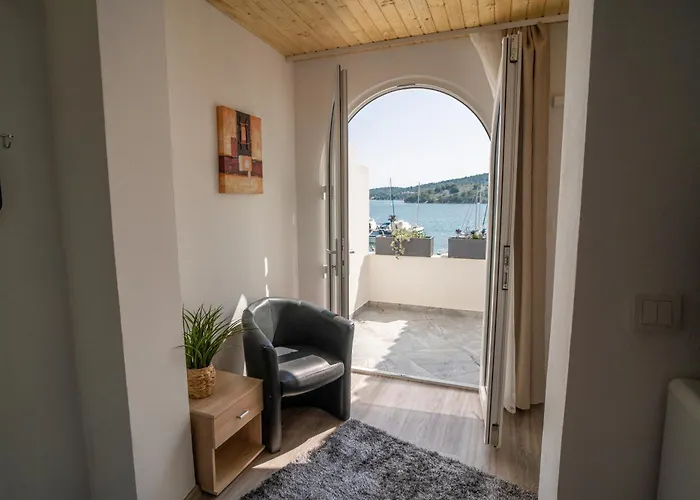 Irene Bed & Breakfast Tisno